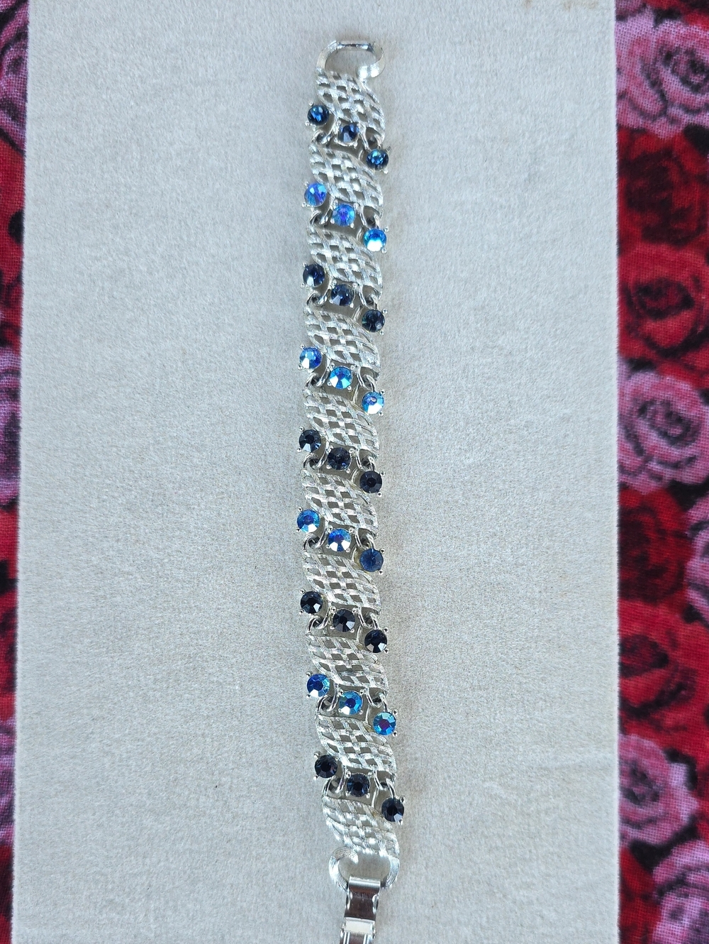 Signed Lisner Silver Tone Mesh Blue Rhinestone Bracelet 8 Inch